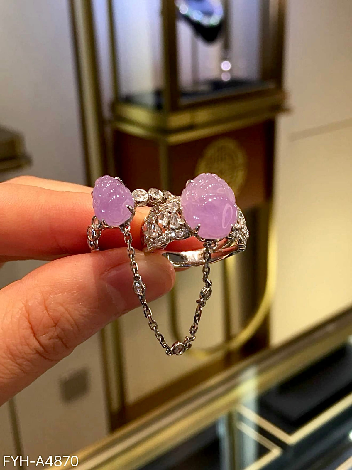 Ice-Type Lavender Jadeite Mother-and-Child Pixiu Linked Double Ring in 18K Gold & Diamonds