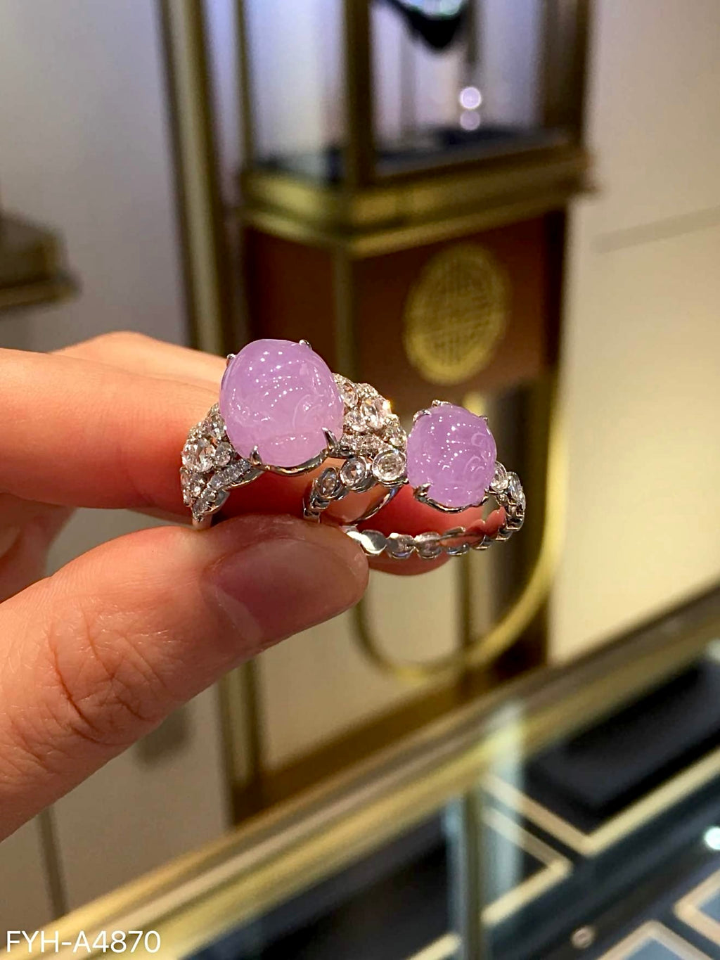 Ice-Type Lavender Jadeite Mother-and-Child Pixiu Linked Double Ring in 18K Gold & Diamonds