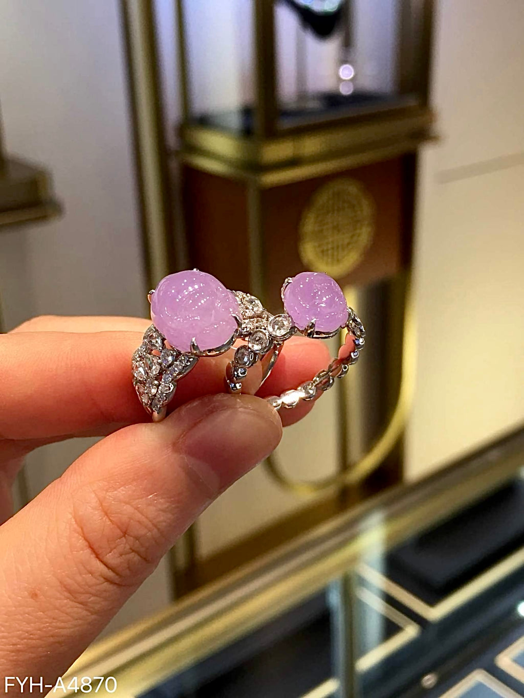 Ice-Type Lavender Jadeite Mother-and-Child Pixiu Linked Double Ring in 18K Gold & Diamonds