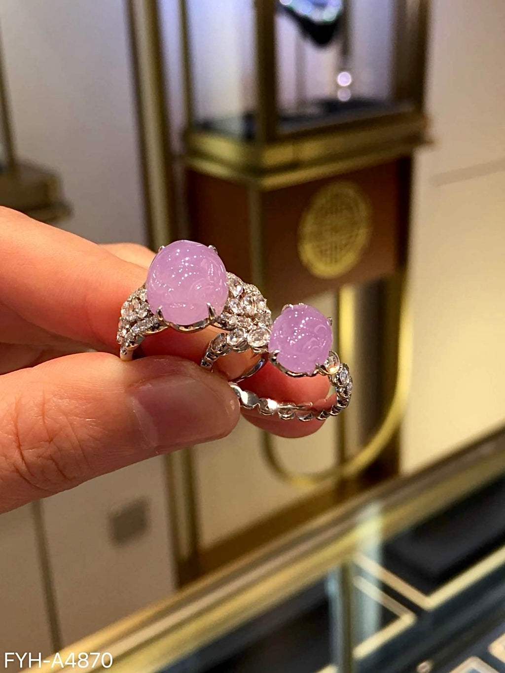 Ice-Type Lavender Jadeite Mother-and-Child Pixiu Linked Double Ring in 18K Gold & Diamonds