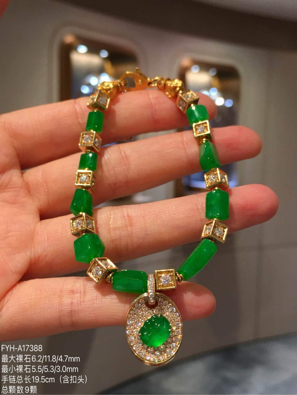Glassy and Icy Vivid Green Jadeite Bracelet with 18K Gold and Diamonds