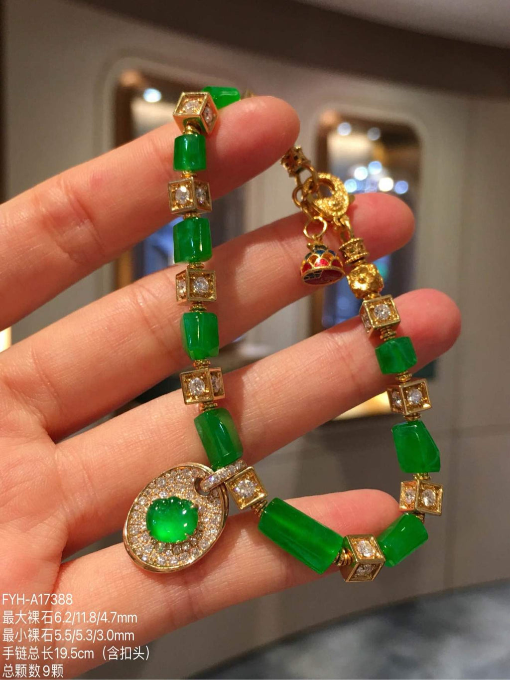 Glassy and Icy Vivid Green Jadeite Bracelet with 18K Gold and Diamonds